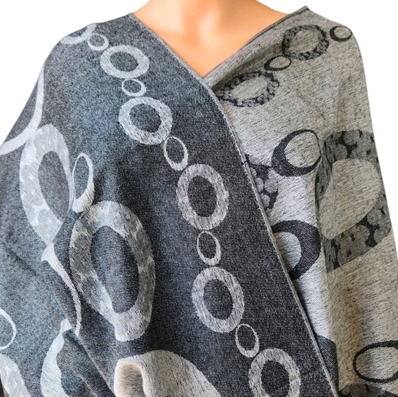 Gray Black Double Sided Versatile 100% Pashmina Circles Scarf Wrap Shawl 70x 27 - Picture 1 of 16